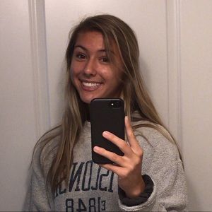 Meet your Posher, Jocelyn